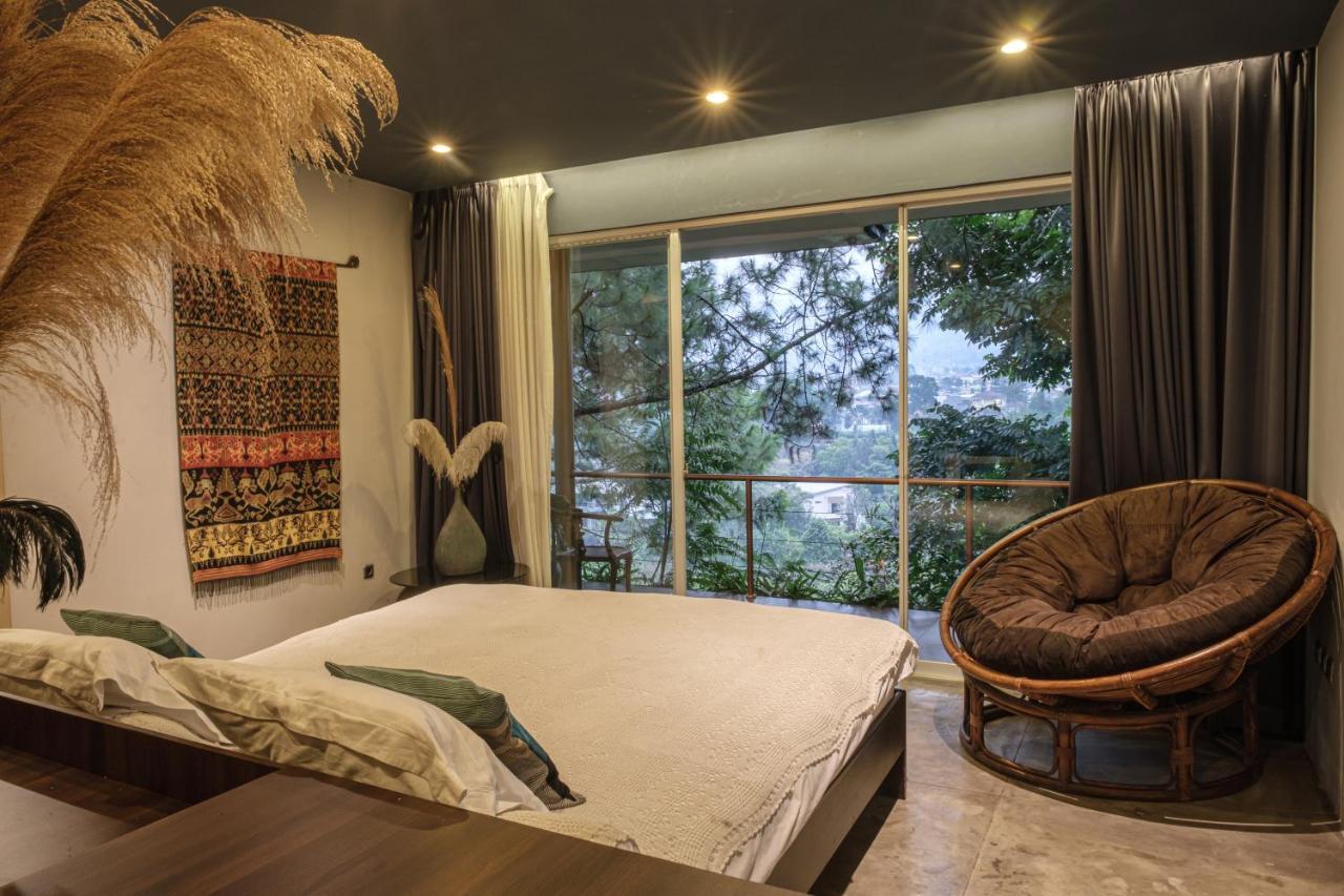 Ruth'S Bed & Breakfast Lembang Exterior photo