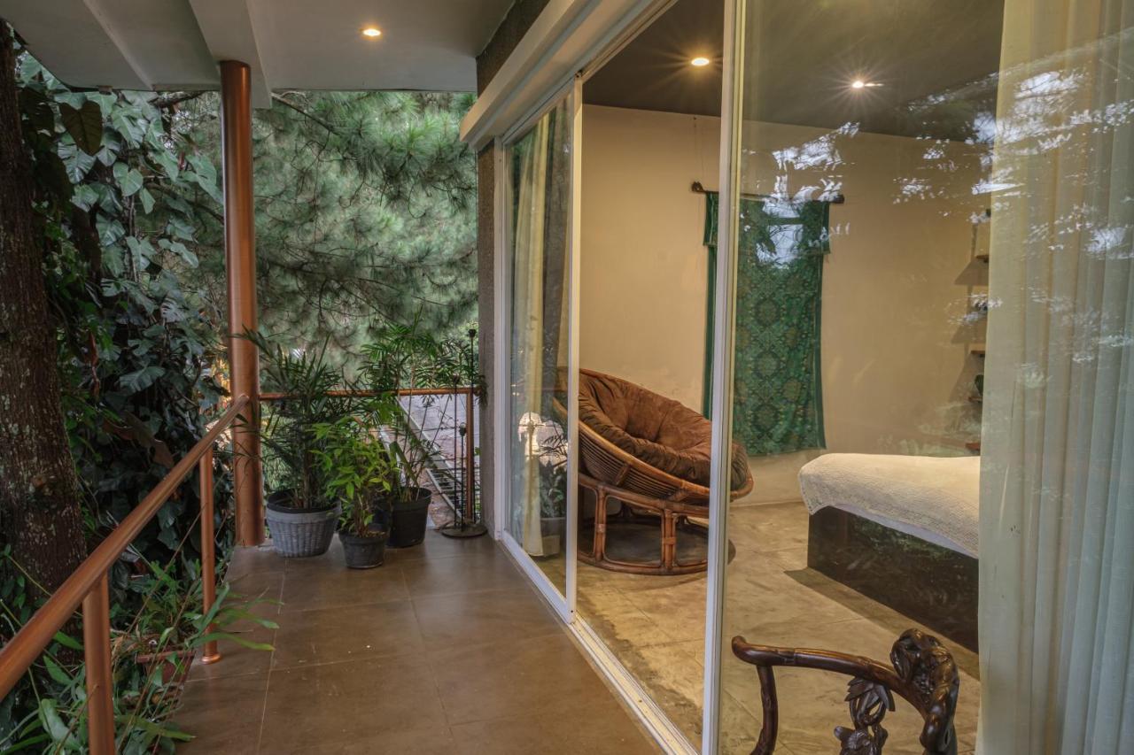 Ruth'S Bed & Breakfast Lembang Exterior photo