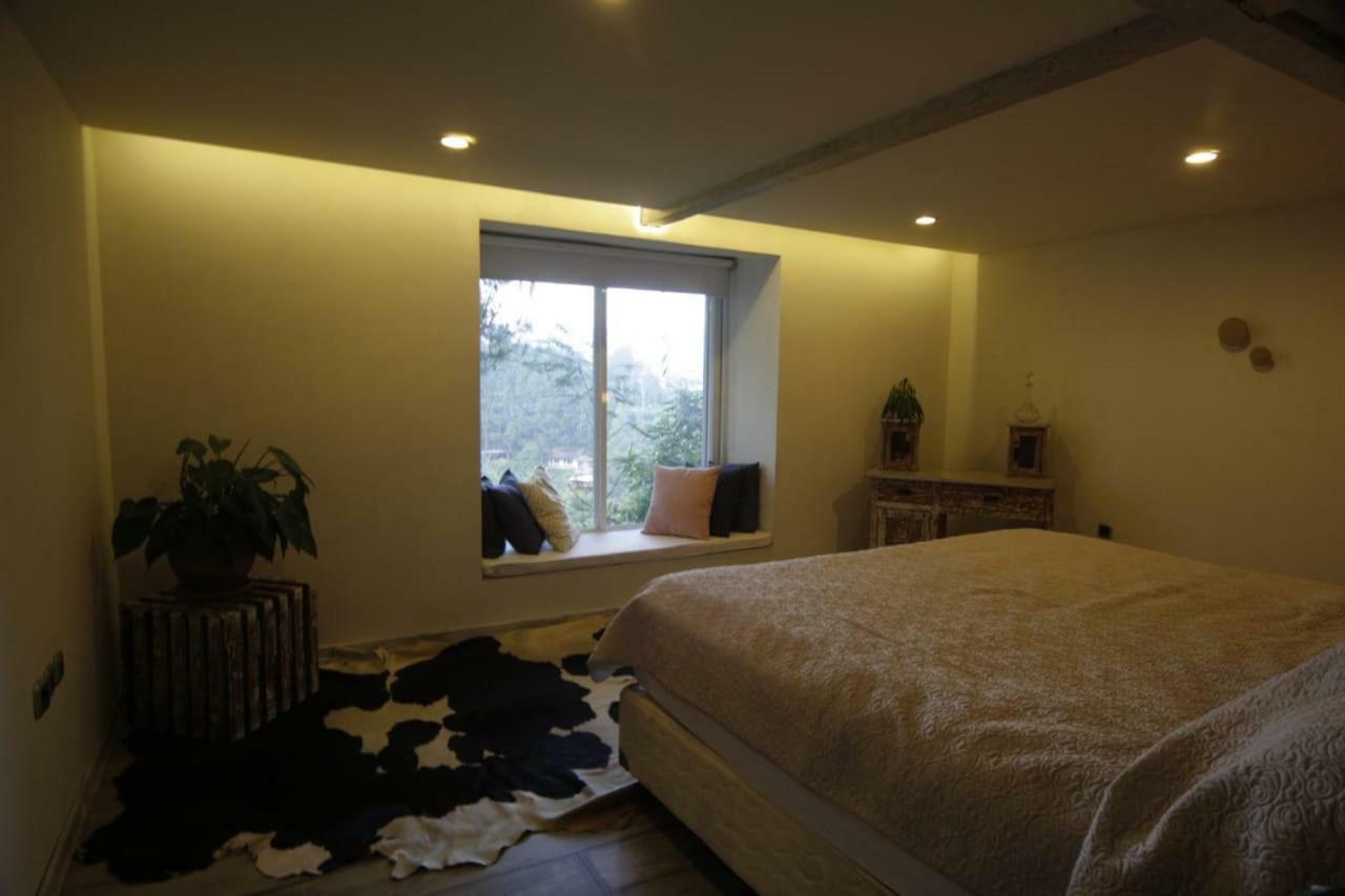 Ruth'S Bed & Breakfast Lembang Exterior photo